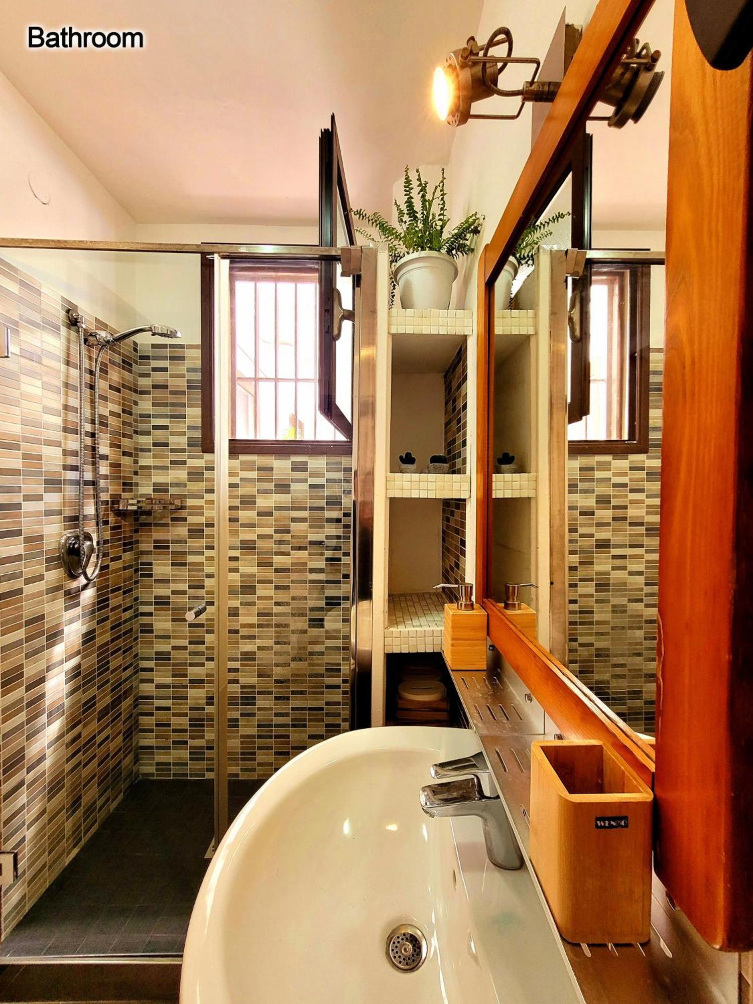 Leoni63 Apartment